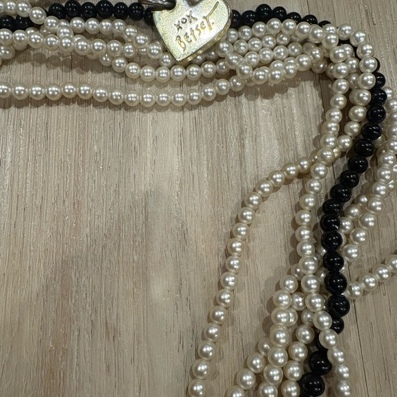 Betsey Johnson Black and White Pearl Necklace with Crystal Vial - Picture 6 of 7
